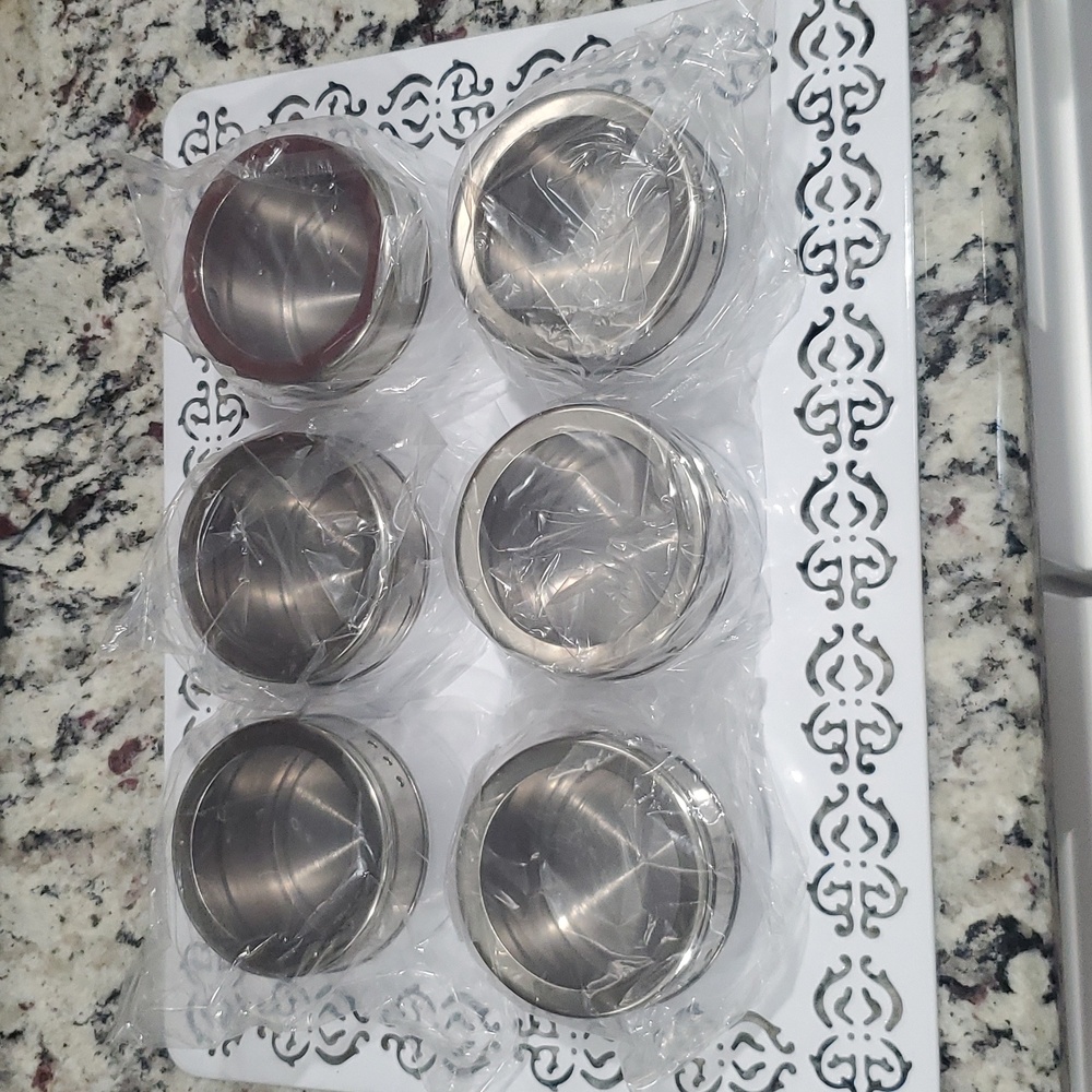 Magnetic multi-purpose organizer